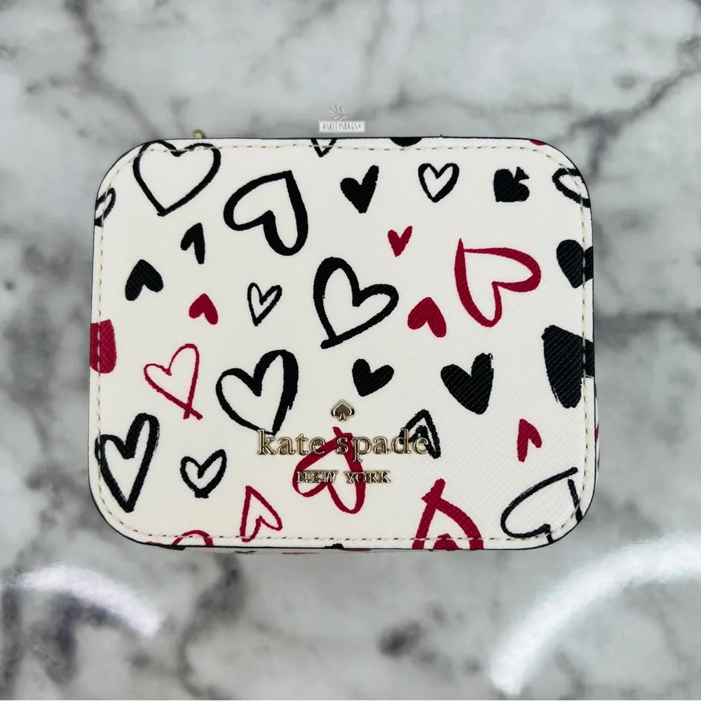 Kate Spade Scribble Heart Staci Boxed Jewelry Holder - Picture 2 of 12